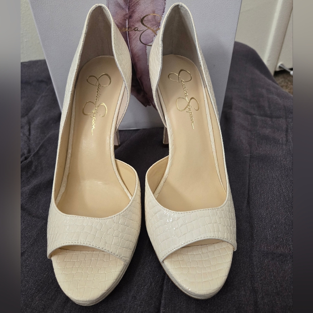 Jessica Simpson Women's White Peep-Toe Heels